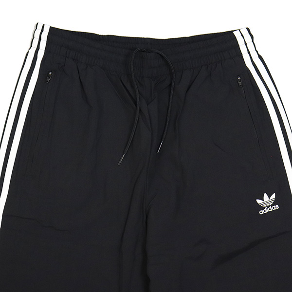 adidas(アディダス)正規取扱店BOOTSMAN