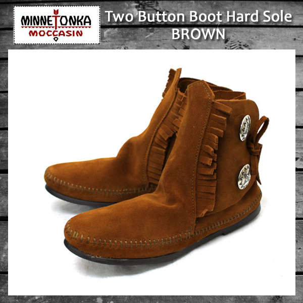 正規取扱店 MINNETONKA(ミネトンカ)Two Button Boot Hard Sole(トゥーボタンブーツハードソール)#442 BROWN レディース MT093